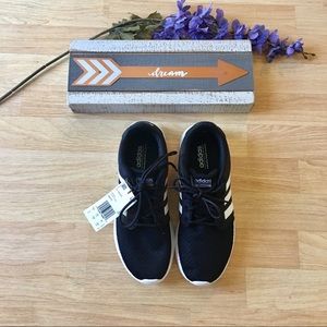 Women’s Adidas Cloudfoam QT Racer Size 8